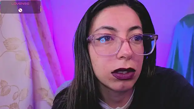 Miranda sexlove  online show from February 11, 2026, 6:07 am