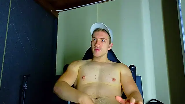 ALANNFERRER online show from March 16, 2026, 10:19 am