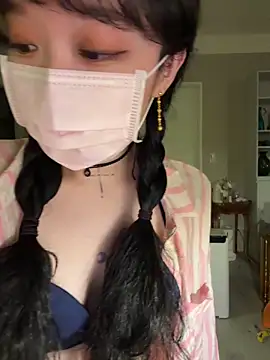 Etherealcat33 online show from December 15, 2025, 4:33 pm