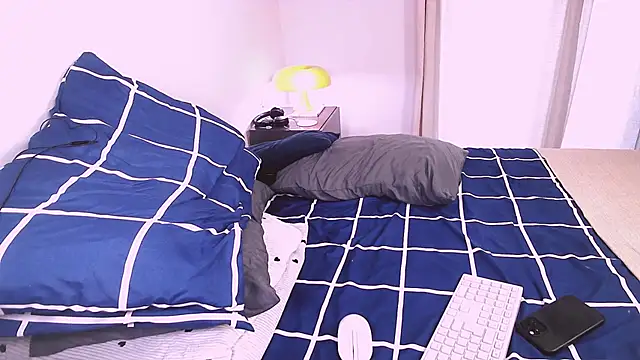 hairyzodb online show from November 12, 2025, 5:35 pm