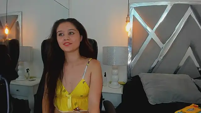 Aprilwatson online show from October 25, 2025, 2:30 am