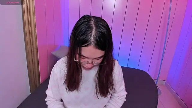 Laurent Scott  online show from September 28, 2025, 12:10 pm