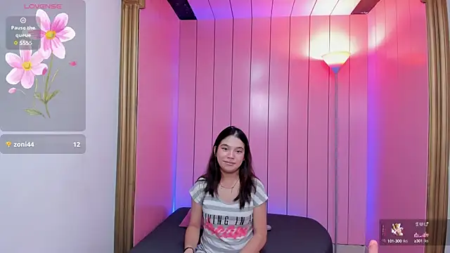 Laurent Scott  online show from October 3, 2025, 11:57 pm