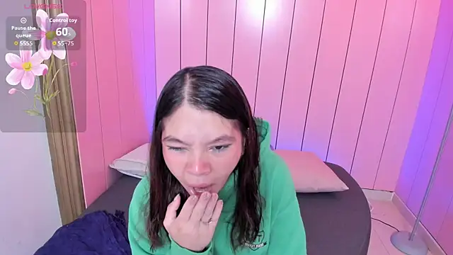 Laurent Scott  online show from October 10, 2025, 11:42 am