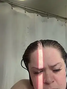 mommyxxmilkerxx online show from April 29, 2026, 5:17 pm