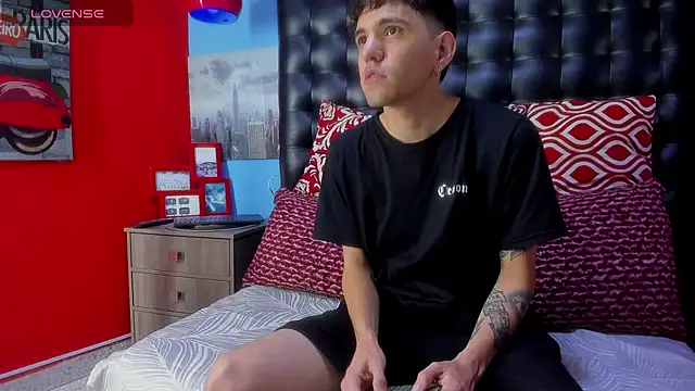 Snapshot of Matteo12_ chatting on September 9, 2025, 4:39 pm Matteo12 online show from September 9, 2025, 4:39 pm