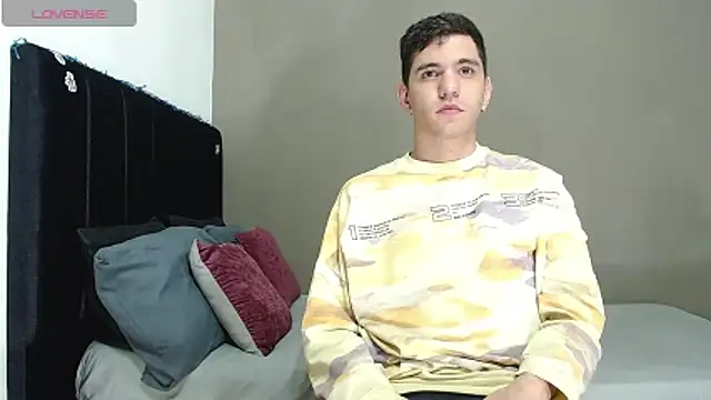 Matteo12  online show from January 17, 2026, 7:17 pm