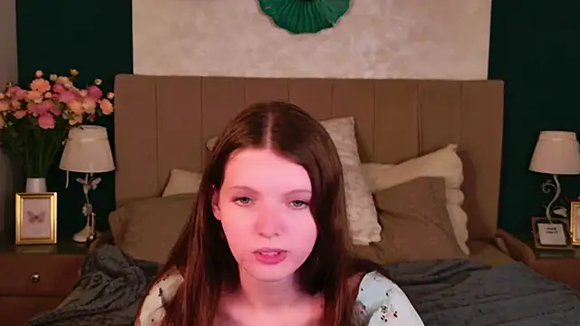 Gaby Essen online show from October 11, 2025, 8:51 pm