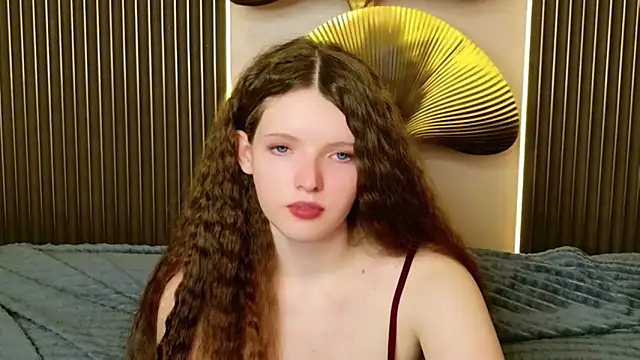 Gaby Essen online show from March 27, 2026, 9:03 pm