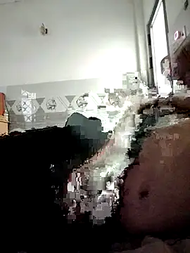 Snapshot of Tan32_11 chatting on January 14, 2026, 5:24 am Tan32 11 online show from January 14, 2026, 5:24 am