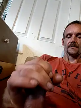 Snapshot of Hungwell1515 chatting on September 10, 2025, 12:05 pm Hungwell1515 online show from September 10, 2025, 12:05 pm