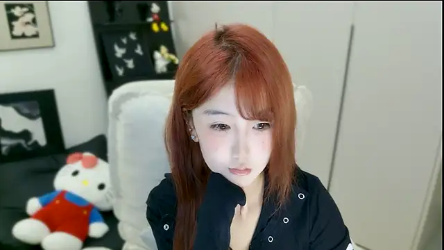 wanzi-1229 online show from October 5, 2025, 7:39 am