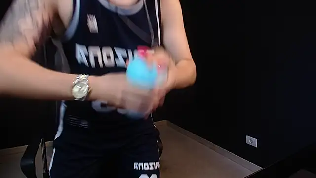 FelixStarkk online show from June 19, 2026, 4:28 am