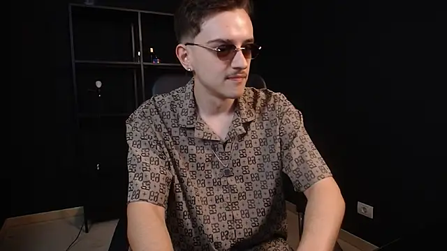 FelixStarkk online show from July 7, 2026, 5:54 am
