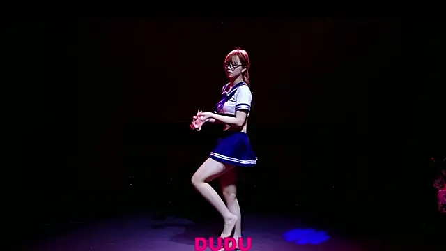 yznt-dudu online show from October 2, 2025, 12:12 pm