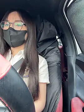 Snapshot of Linh_2004 chatting on September 22, 2025, 5:31 am Linh 2004 online show from September 22, 2025, 5:31 am