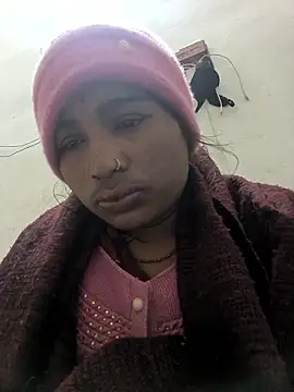 Hot raaani online show from January 8, 2026, 11:18 pm