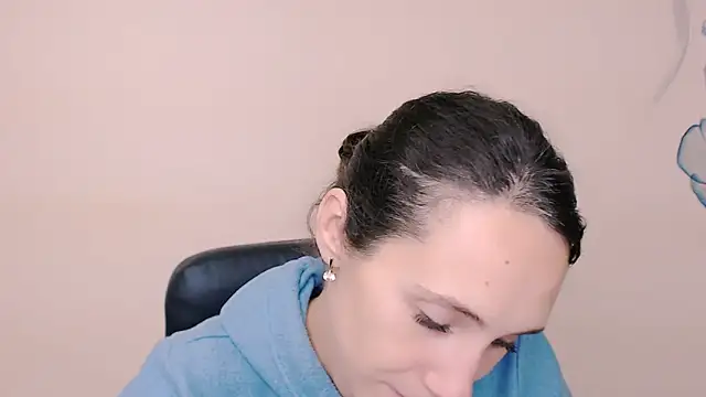 Snapshot of AlissaJersi chatting on October 13, 2025, 8:47 am AlissaJersi online show from October 13, 2025, 8:47 am