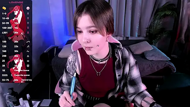 MiraVelle online show from September 13, 2025, 9:03 pm