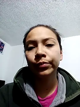 katalina07 1 online show from February 15, 2026, 2:25 pm