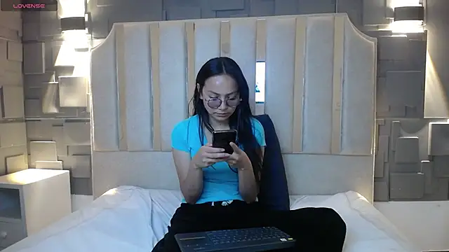 Snapshot of katalina07_1 chatting on March 15, 2026, 2:56 pm katalina07 1 online show from March 15, 2026, 2:56 pm