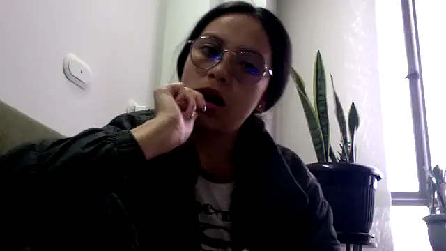 Snapshot of katalina07_1 chatting on May 4, 2026, 10:39 pm katalina07 1 online show from May 4, 2026, 10:39 pm