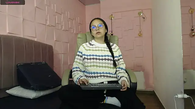 Snapshot of katalina07_1 chatting on July 9, 2026, 6:34 pm katalina07 1 online show from July 9, 2026, 6:34 pm