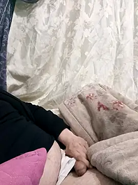 Puzzlingagent97 online show from April 14, 2026, 10:27 pm