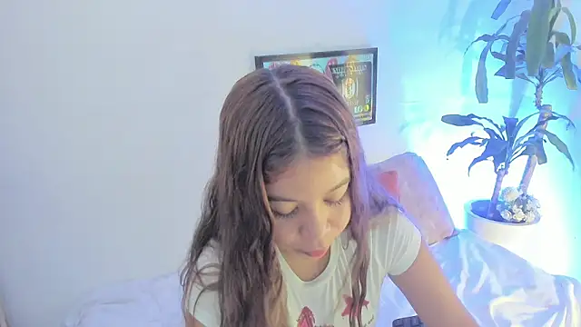 MafeStar777 online show from November 10, 2025, 4:28 pm