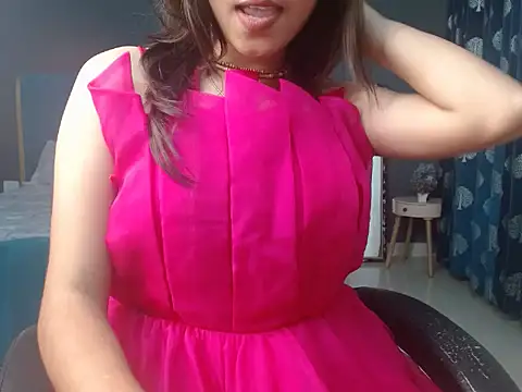 Urlove lily online show from October 25, 2025, 3:18 pm