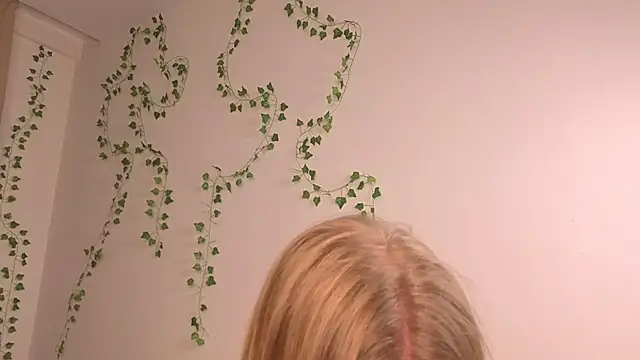 EditaHedley online show from October 31, 2025, 3:07 am