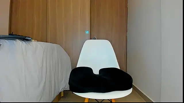 Alphapulsex online show from April 2, 2026, 2:37 pm