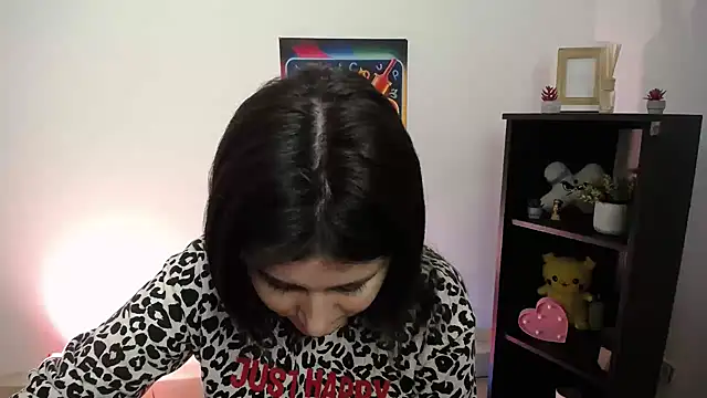 Katrin kiss  online show from September 30, 2025, 12:54 pm