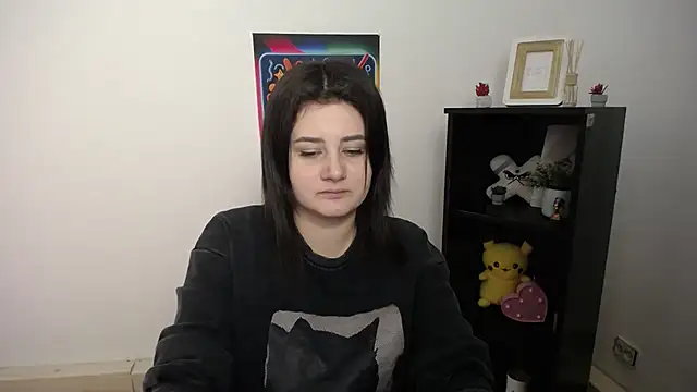 Katrin kiss  online show from October 11, 2025, 12:15 pm