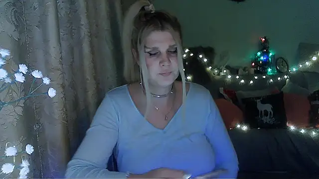 TsPostophere online show from December 11, 2024, 1:06 pm