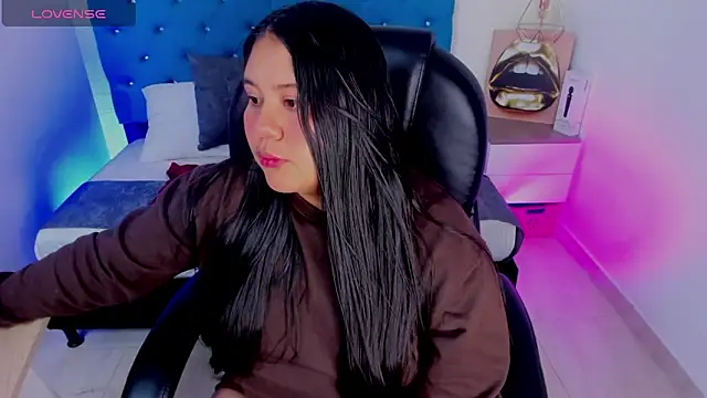 julieta miller01 online show from September 19, 2025, 11:33 am