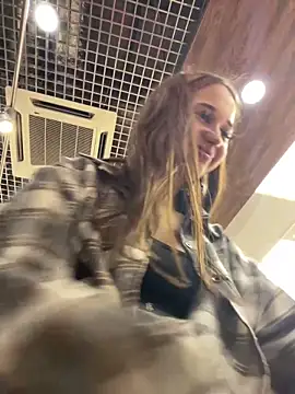 Juice Bunny online show from September 27, 2025, 11:48 am