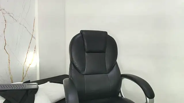 Karla hilton1 online show from January 17, 2026, 11:37 am