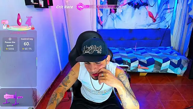 Snapshot of Brolyn_X chatting on October 31, 2025, 2:34 am Brolyn X online show from October 31, 2025, 2:34 am