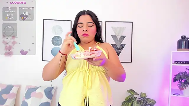 yunna7 online show from October 18, 2025, 11:33 am