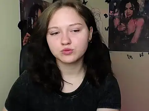 LadyAlice  online show from June 1, 2026, 6:26 am