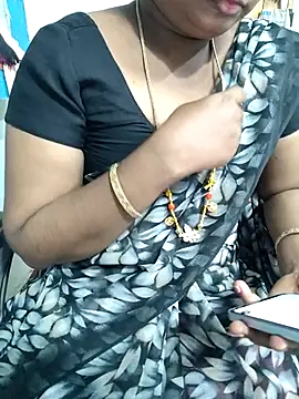 lolida69thamil online show from October 6, 2025, 5:43 pm