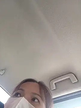 Snapshot of NG_N chatting on October 19, 2025, 4:57 am NG N online show from October 19, 2025, 4:57 am