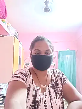 biggbobbsgirl online show from October 24, 2025, 5:53 pm