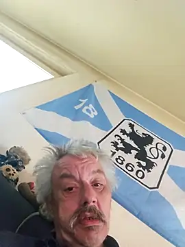 Fonse1860 online show from November 10, 2025, 8:13 am