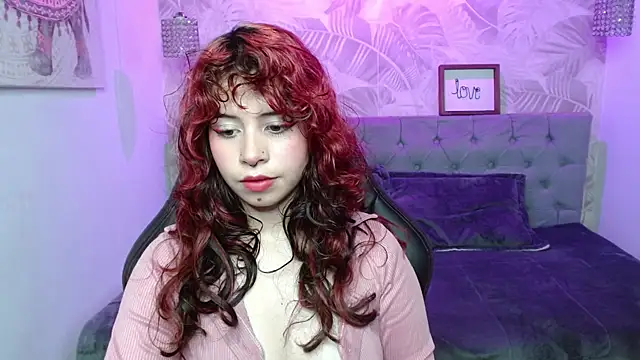 Lily tk online show from September 17, 2025, 3:30 am