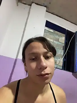 Snapshot of Tania_Gate chatting on July 15, 2026, 12:16 am Tania Gate online show from July 15, 2026, 12:16 am