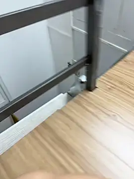 sharon-Hanna online show from April 17, 2026, 1:19 am