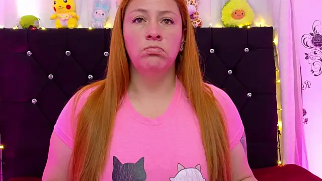 Snapshot of queen_marifer chatting on October 11, 2025, 12:36 pm queen marifer online show from October 11, 2025, 12:36 pm