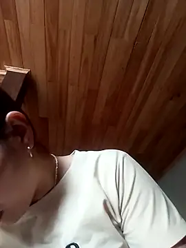 Bianly online show from October 23, 2025, 6:02 am